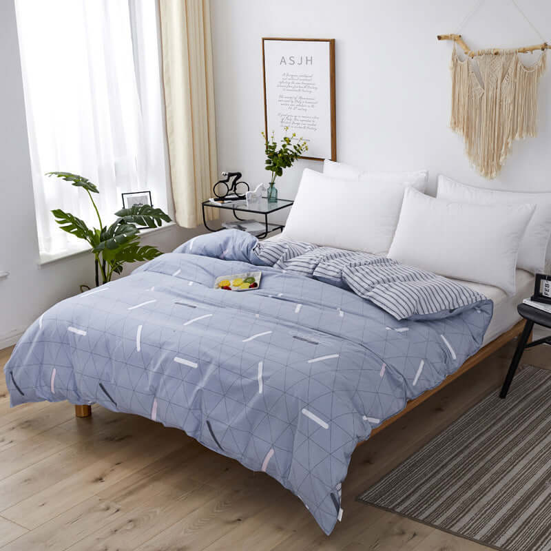 Reactive printing cotton duvet cover, featuring vibrant and durable patterns for a stylish and cozy bedroom look.