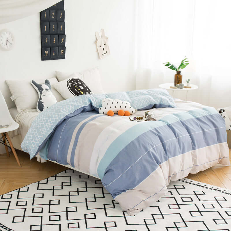 Reactive printing cotton duvet cover, featuring vibrant and durable patterns for a stylish and cozy bedroom look.