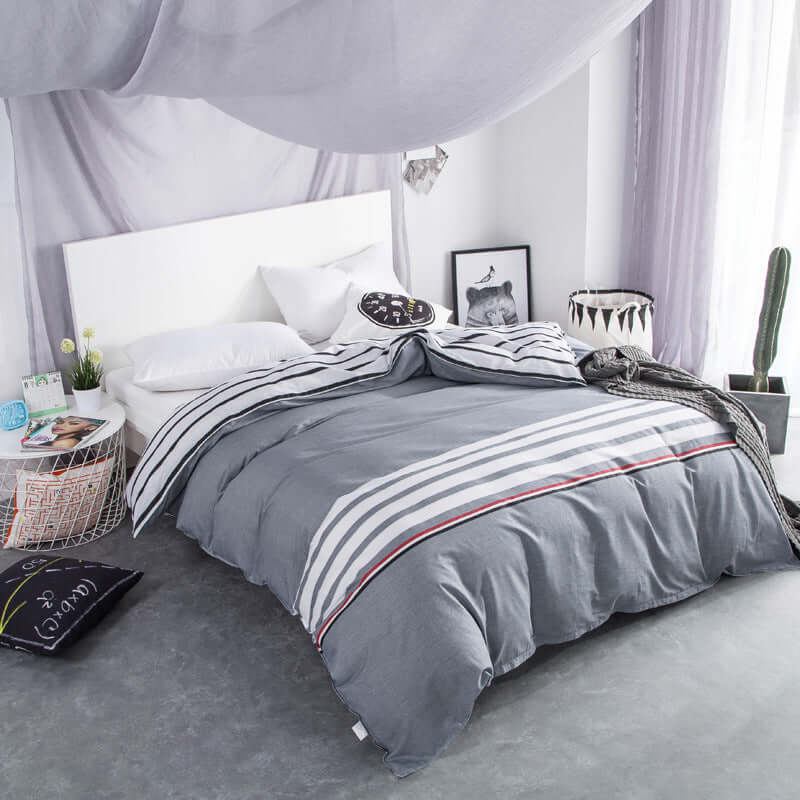 Reactive printing cotton duvet cover, featuring vibrant and durable patterns for a stylish and cozy bedroom look.